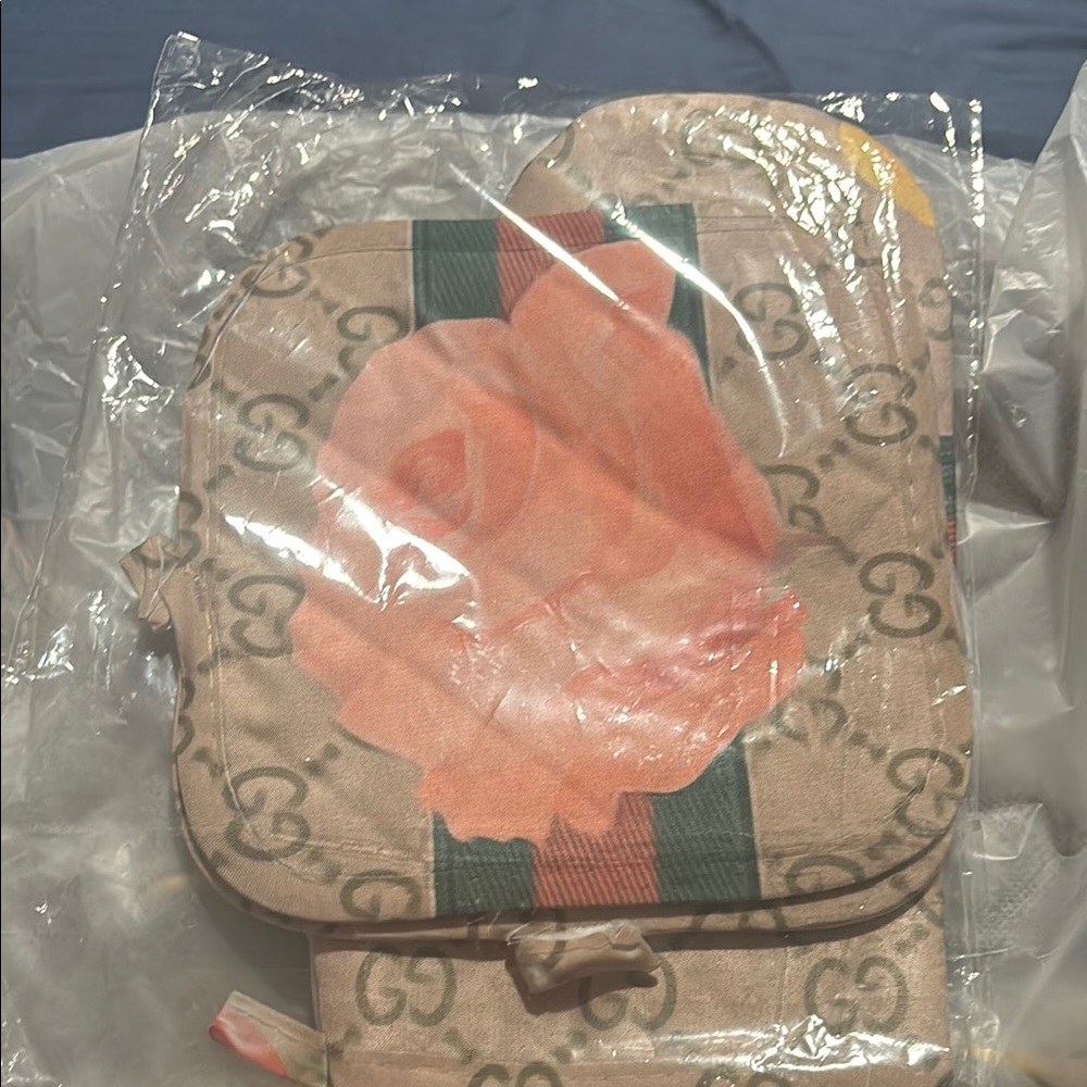 Gucci Floral Print Cosmetic Bag